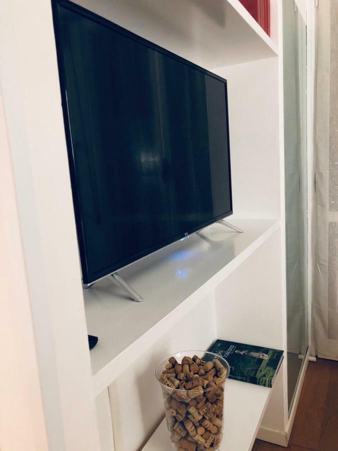 Florence Liberta Apartment With Balcony Exterior foto